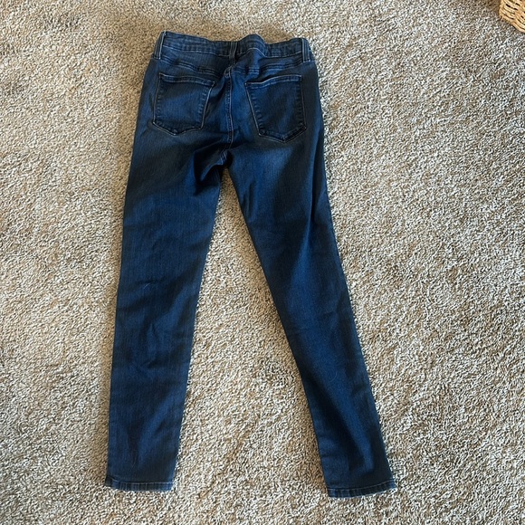 Just black - Picture 5 of 6